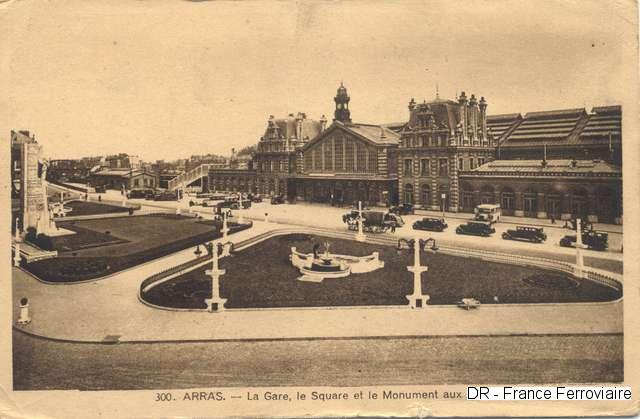 La gare, le Square et le Monument aux Morts – Exp