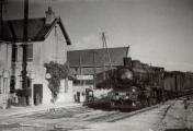 La 230D23 passe � Mont-Saint-Eloi vers 1950