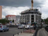 autour
